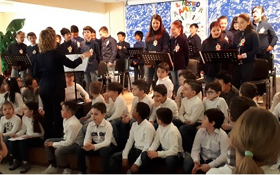 il coro delle classi quinte